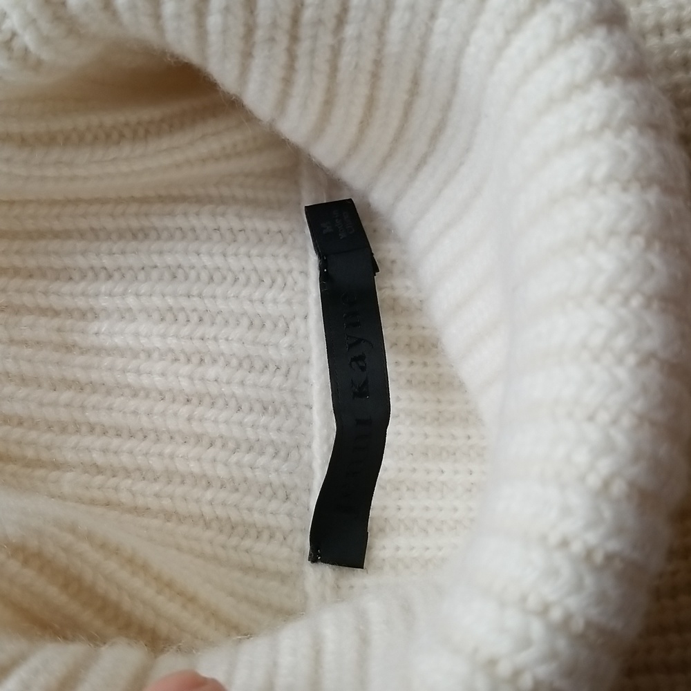 HP🎉 Jenni Kayne Cashmere Turtleneck Sweater Ivory White Oversized NWOT! - Picture 6 of 11